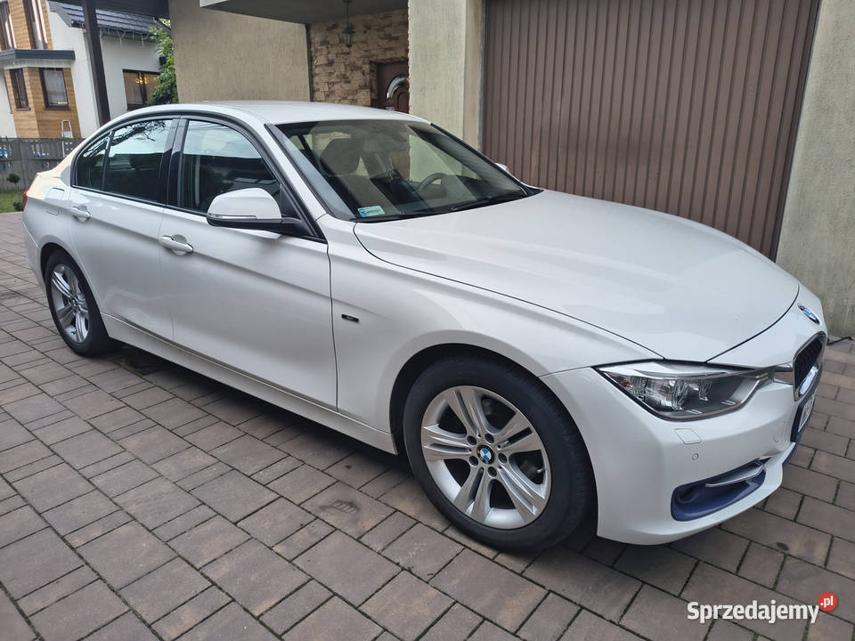 BMW F30 318d Sport Line 2014 116 000 Tomaszów Mazowiecki