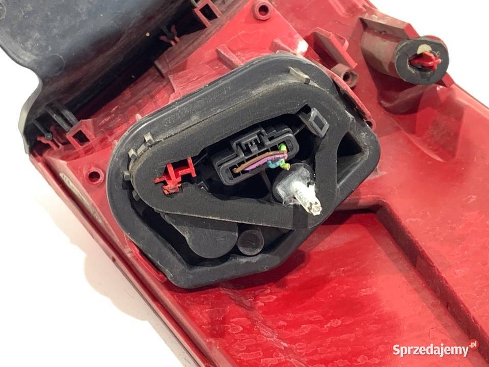 LAMPA PRAWY TYŁ CITROEN C5 III Kombi ŚWIATŁO