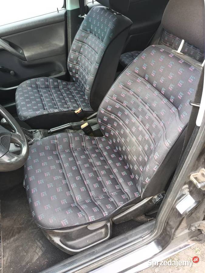 Vw golf 18 benzynagaz Klimatyacaj manualna Żagań