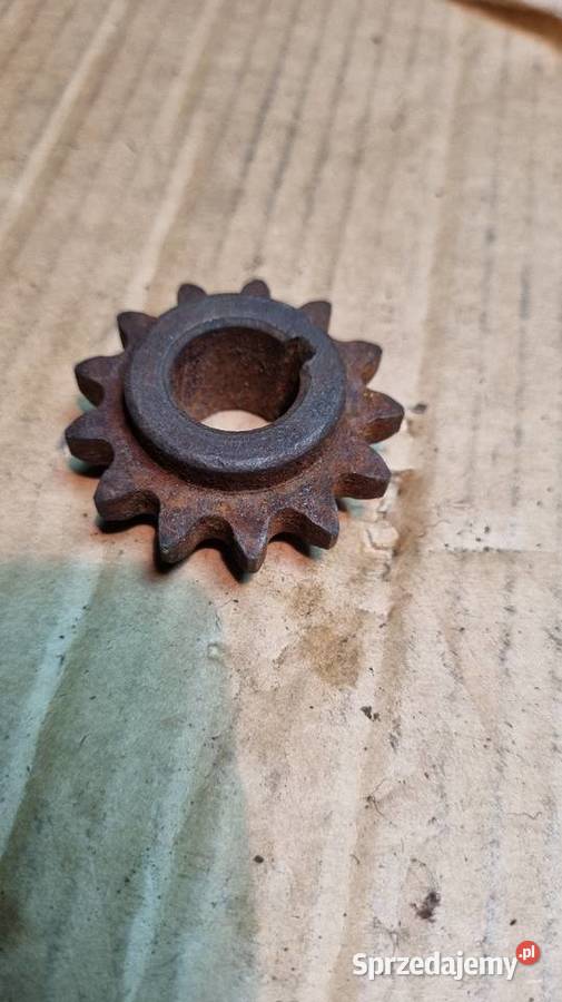 Nowa Zębatka na wał wsk 125 wfm 125 podkarpackie Majdan Królewski