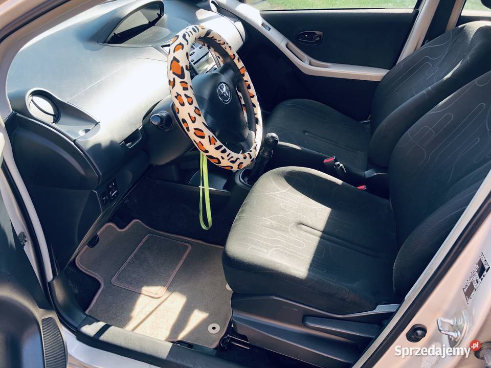 Toyota Yaris FL 10VVTi 69 Klimatyzacja 5drzwi 1000cm3 podkarpackie Przeworsk