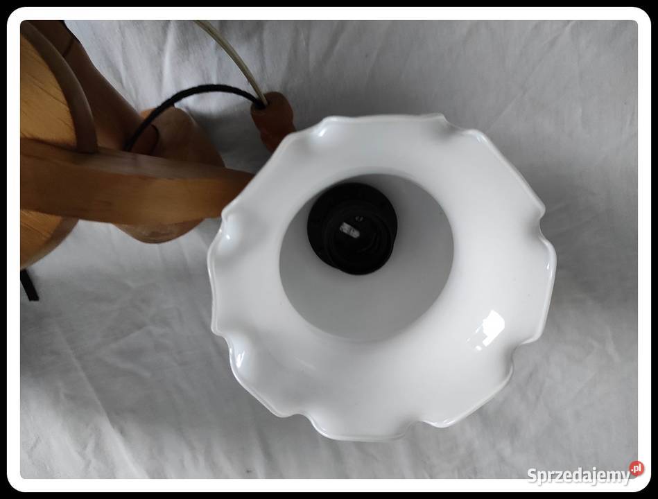 Lampa sufitowa z trzema kloszami drewno inny kolor Oświetlenie Płock