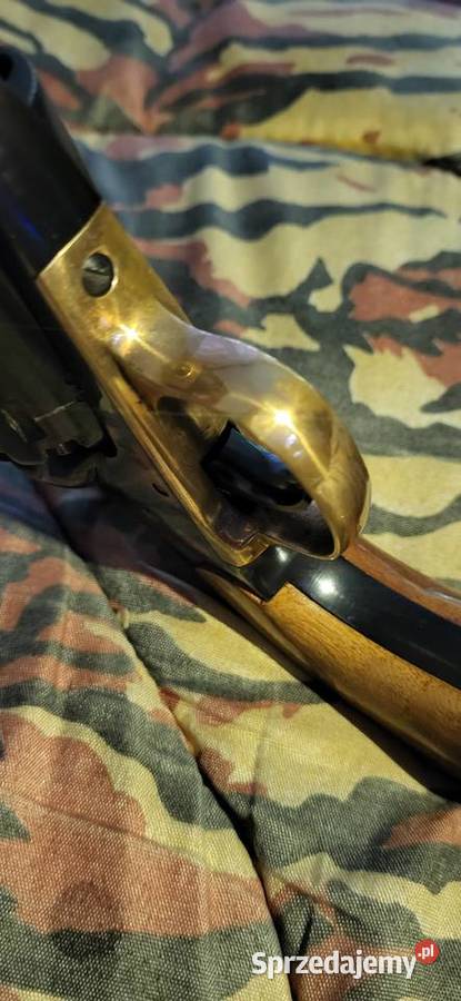 Rewolwer czarnoprochowy made in italy 44 Zamość