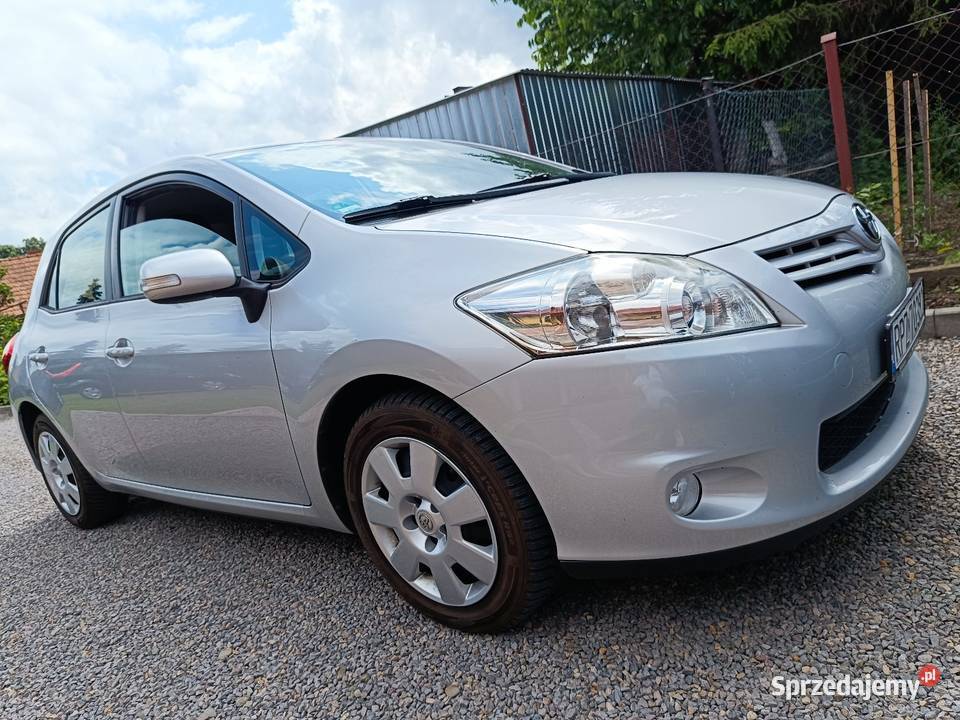Toyota Auris Lift 133 Dual VVTi 101 74000 2012 z elektryczne lusterka
