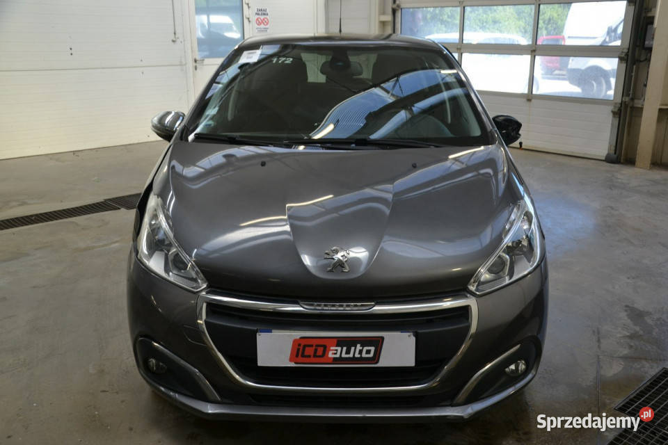 Peugeot 208 12 benzyna 82 klimatyzacja tablet 208 Kęty