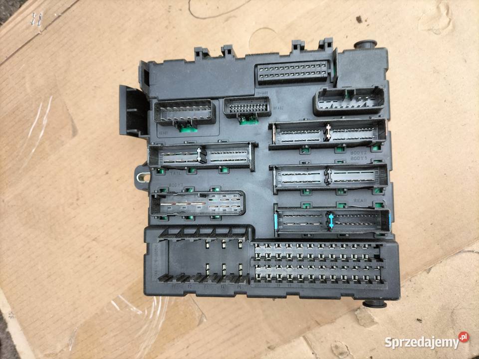 OPEL SIGNUM VECTRA C 13170895 SKRZYNKA osobowe Układ elektryczny, zapłon lubelskie Kamień-Kolonia