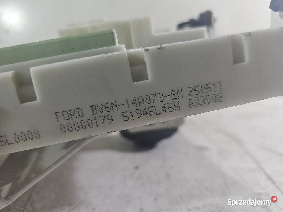 SKRZYNKA BEZPIECZNIKÓW FORD C MK2 16 TDCI sprzedam
