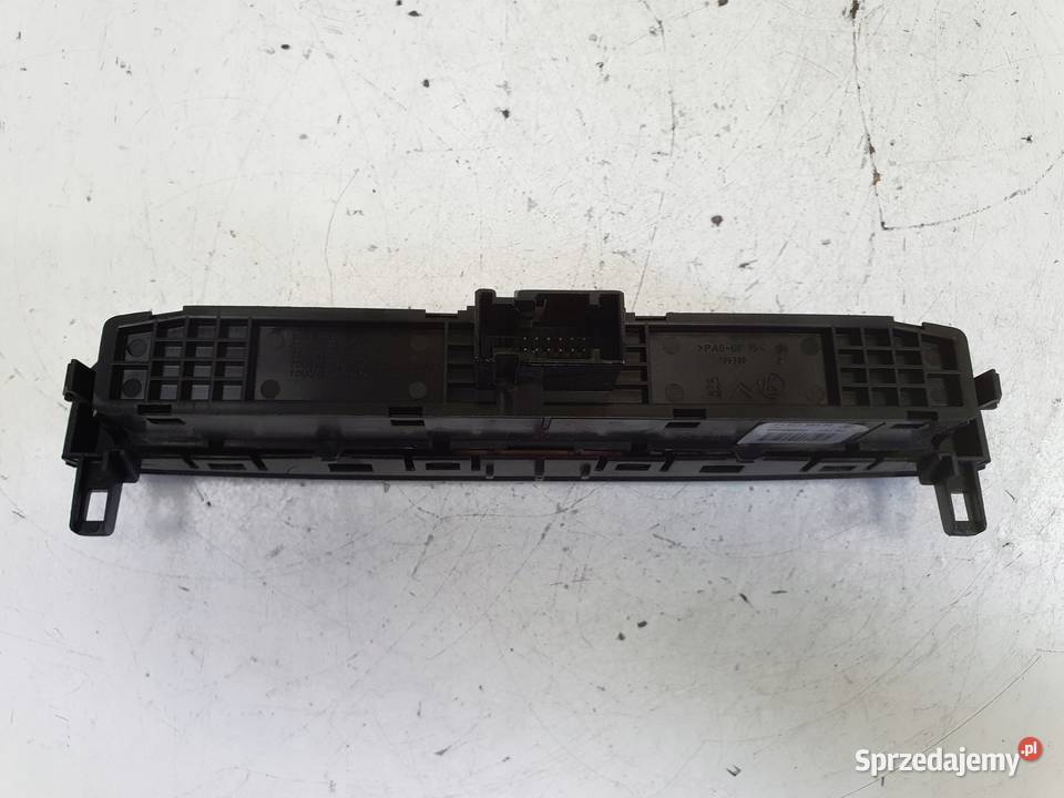 Peugeot 308 WŁĄCZNIK ŚWIATEŁ AWARYJNYCH Panel Rudka