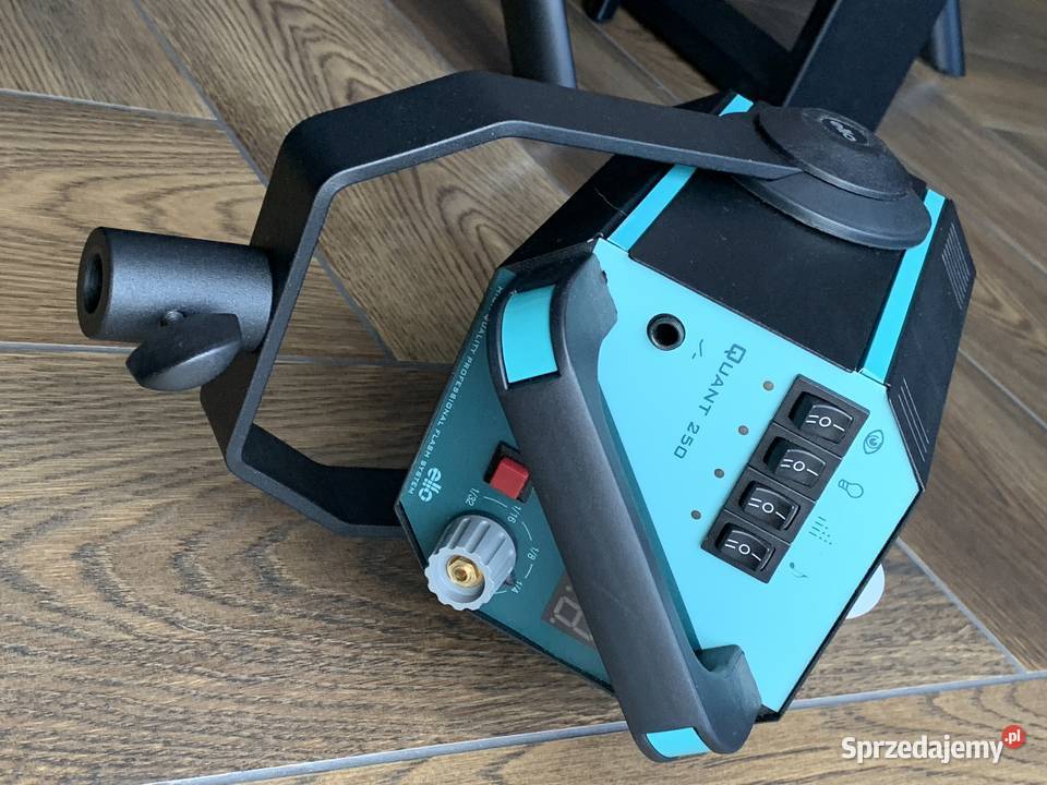 Studyne lampy błyskowe Elfo Quant250 zestaw 2 Bochnia sprzedam