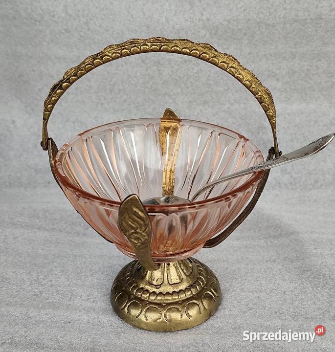 Mosiężna cukiernica z rozalinowym szklanym Sosnowiec