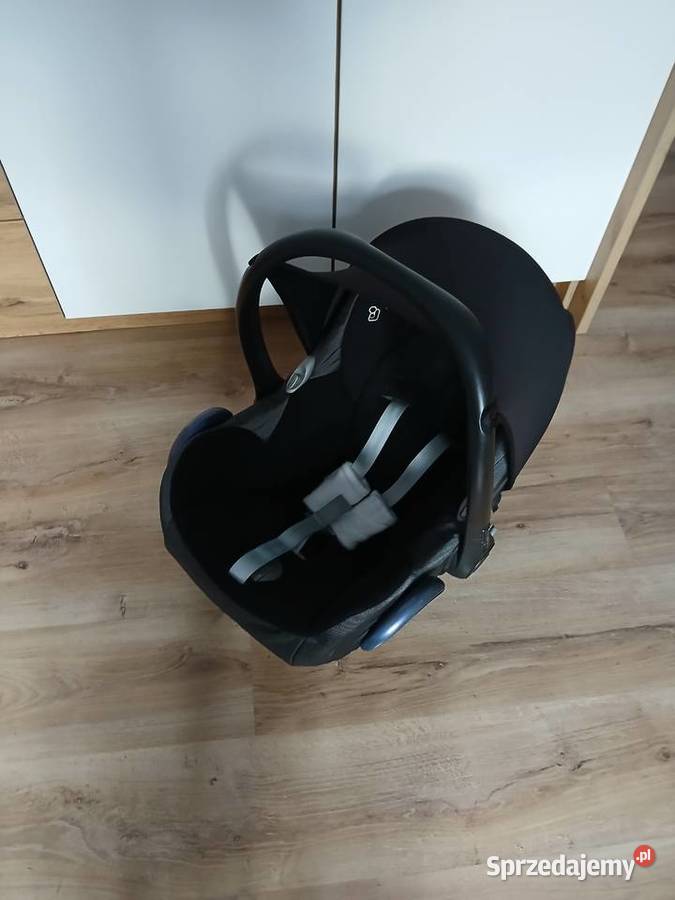 Fotelik 013 Maxi Cosi Huta Dzierążyńska