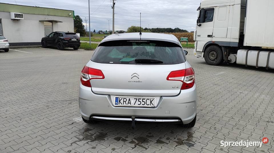 Citroen C4 II generacji w wersji Exclusive nieuszkodzony Kraków sprzedam