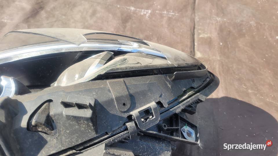 MERCEDES W246 B KLASA LIFT LAMPA LEWA PRZÓD osobowe Ruda Śląska