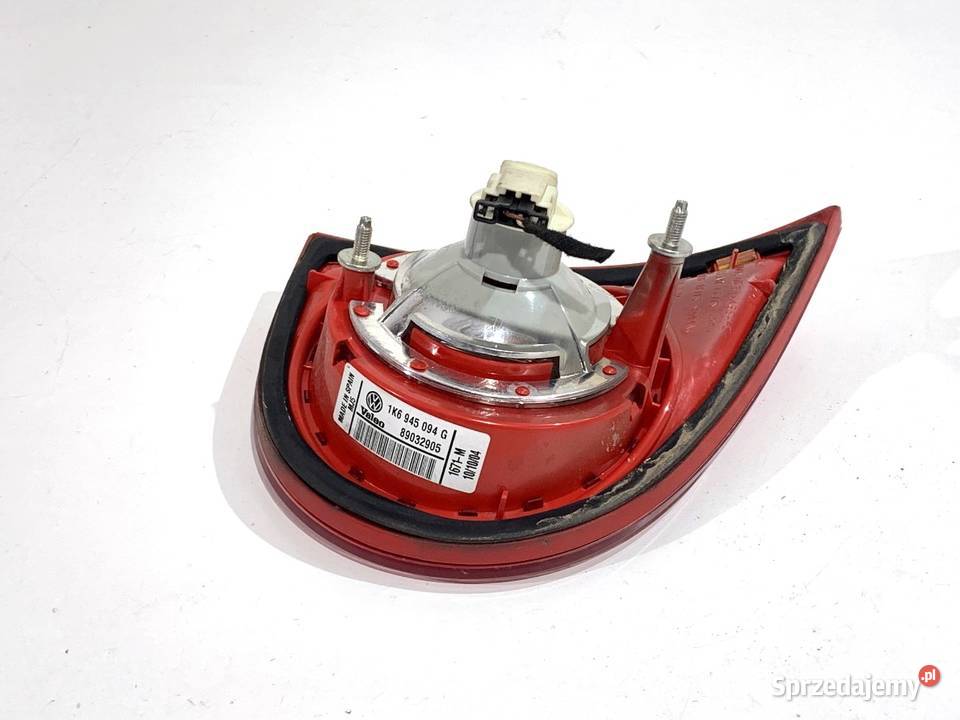 LAMPA TYŁ PRAWA WEWNĘTRZNA VW GOLF V 1K6945094G