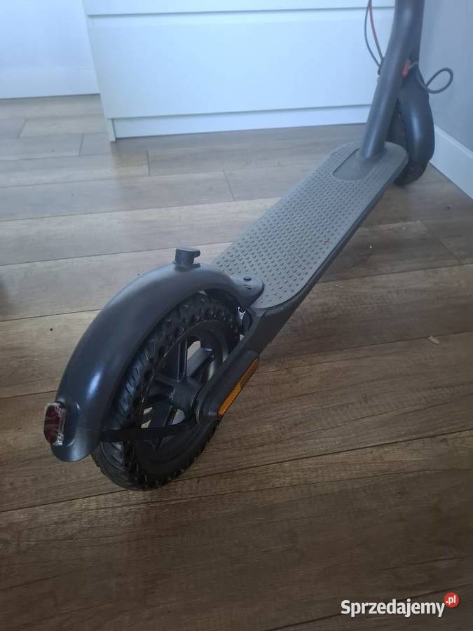 Hulajnoga elektryczna Xiaomi Mi 365 nowa igła Sport i Wypoczynek Chorągwica