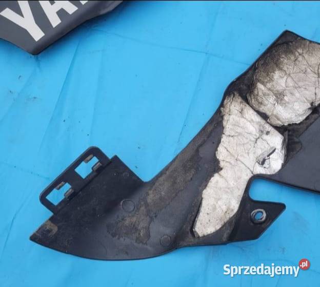 Yamaha R1 RN09 0203 owiewka owiewki bok plastik wielkopolskie Nowy Tomyśl sprzedam