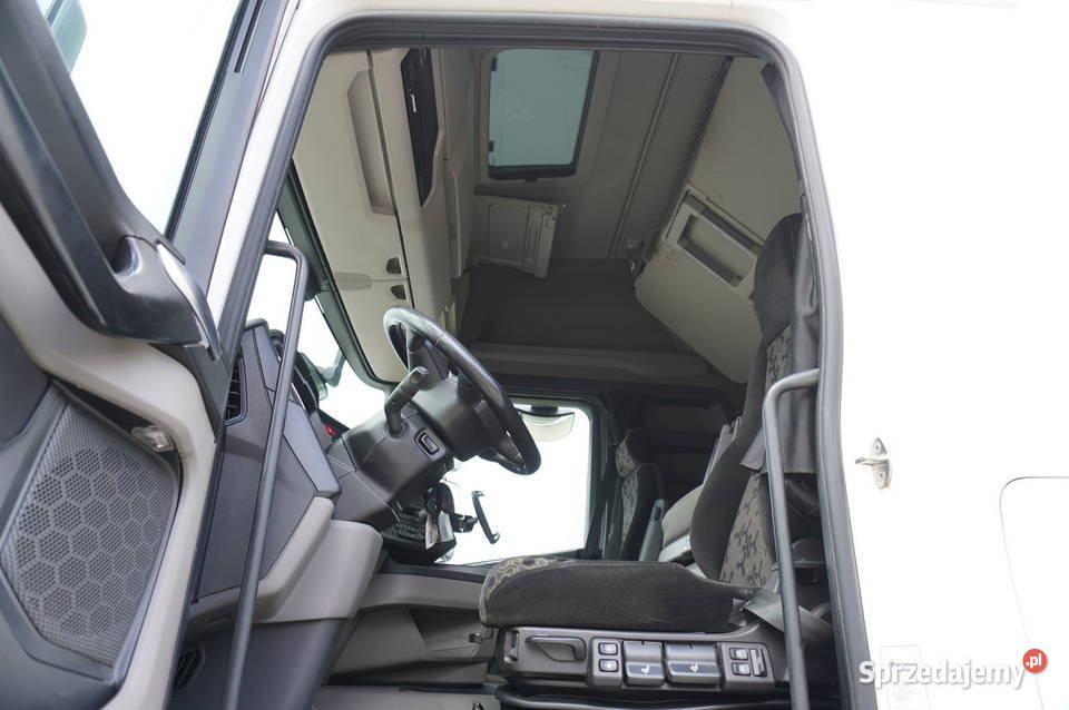 Scania R500 6x2 Chłodnia KRONE 19 EPAL radio / CD