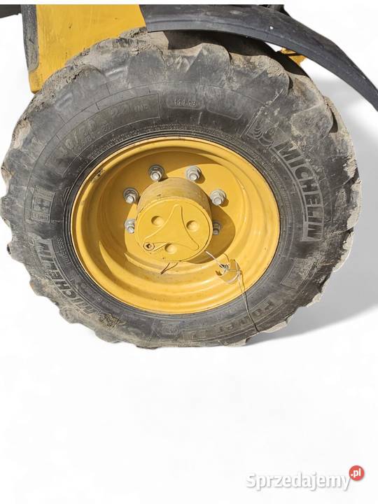 CAT 432 2022r Rozdzielacz Wilkowo