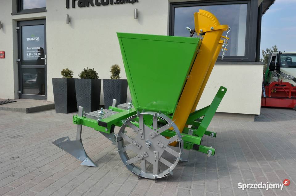 Sadzarka dwurzędowa do sadzenia roślin