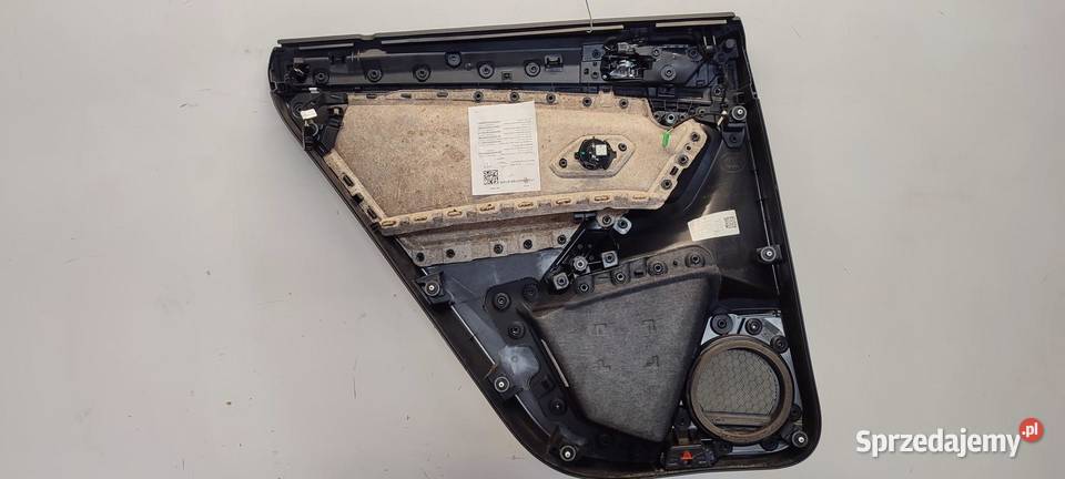 VW TIGUAN II TAPICERKA BOCZKA DRZWI PRAWY TYŁ