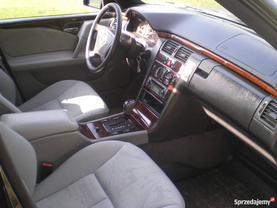 Mercedes w210 25 diesel Elegance aluminiowe felgi sprzedam