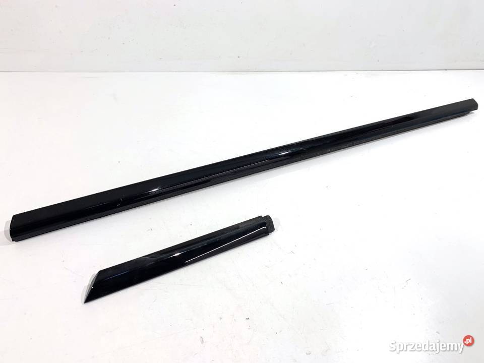 LISTWA ZGARNIAJĄCA PRZÓD LEWY BMW F44