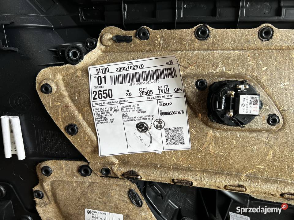 Boczek tapicerka drzwi lewy tył Volkswagen Golf Tąpkowice sprzedam