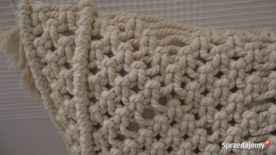 Poszewka makrama Leźnica Wielka-Osiedle sprzedam