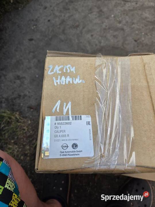 Zacisk hamulcowy lewy przód przedni Opel Astra J dolnośląskie