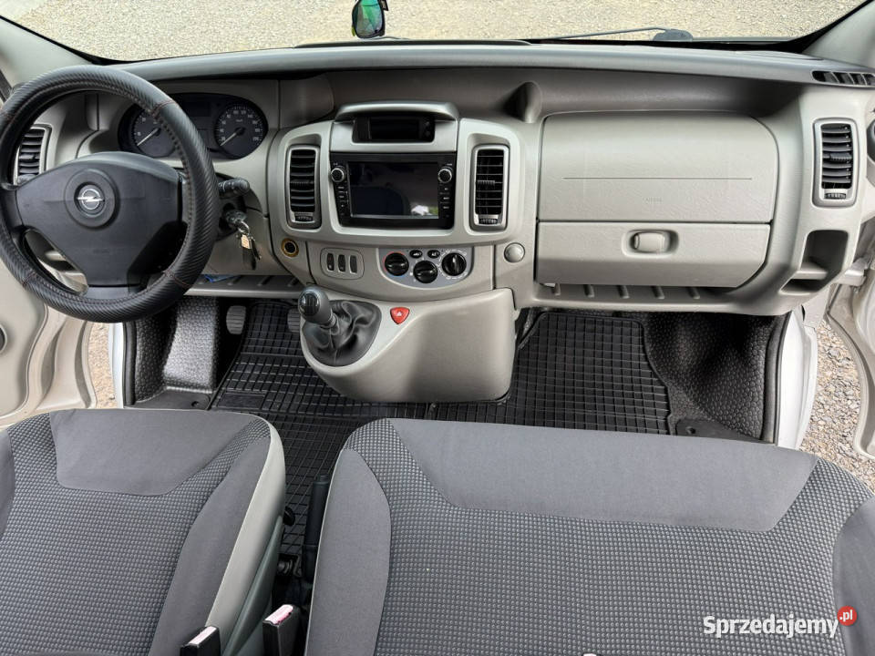 Opel Vivaro Trafic Super Stan Unikat Klima Hak lakier metallic Opoczno
