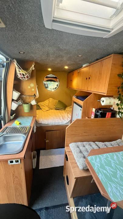 Kampervan Renualt master 23 2015r manualna Nieporęt