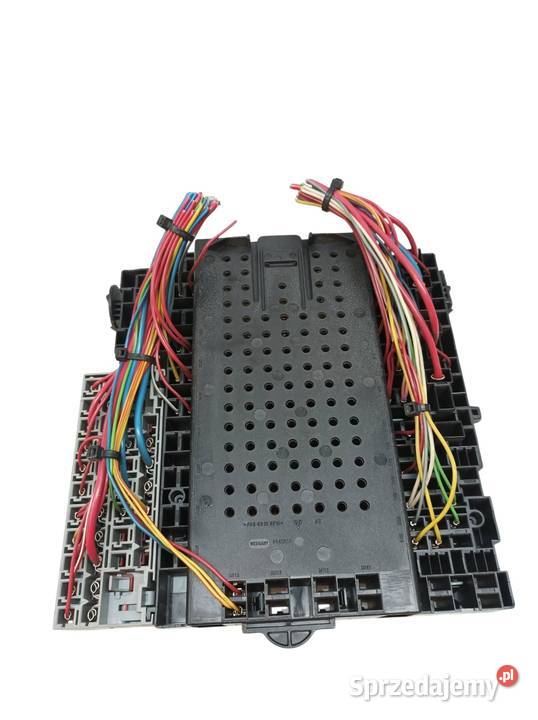 SKRZYNKA BEZPIECZNIKÓW MODUŁ 08696098 25 D Volvo