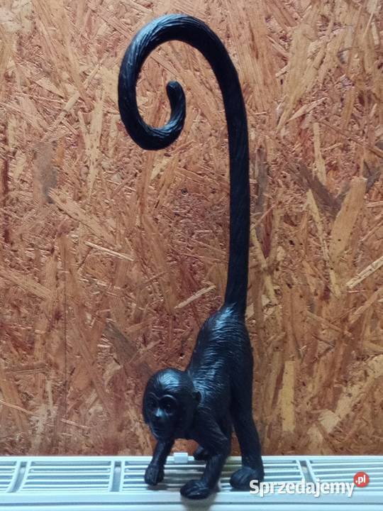 Figurka małki loftoli Świdnica