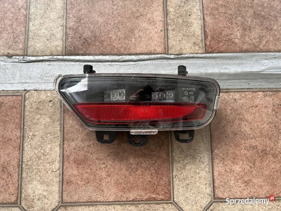 Lampa zderzaka prawy tył Renault Captur 2019 prawe Konin