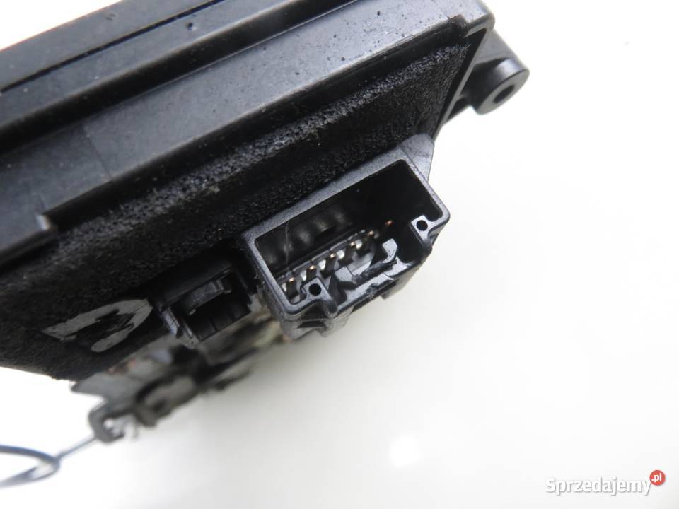 ZAMEK LEWY PRZEDNI MAZDA 6 8 PIN