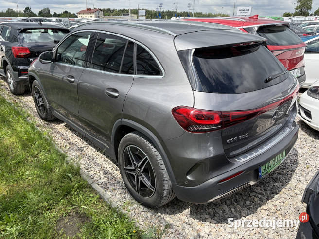 MERCEDESBENZ EQA 300 4MATIC 2023 EE 228 0cm3 Warszawa