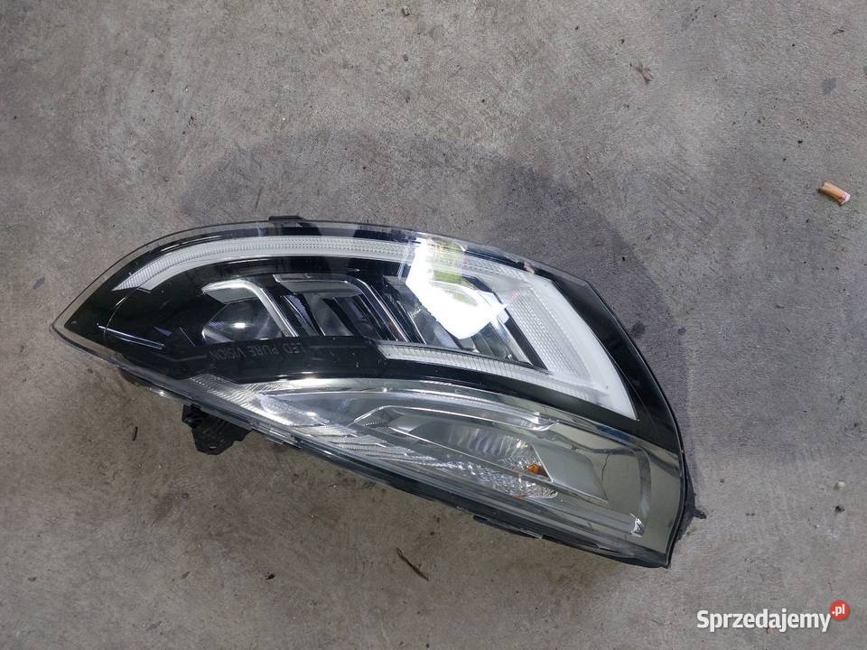 REFLEKTOR LAMPA PRAWA LED PURE VISION RENAULT Iwanowice