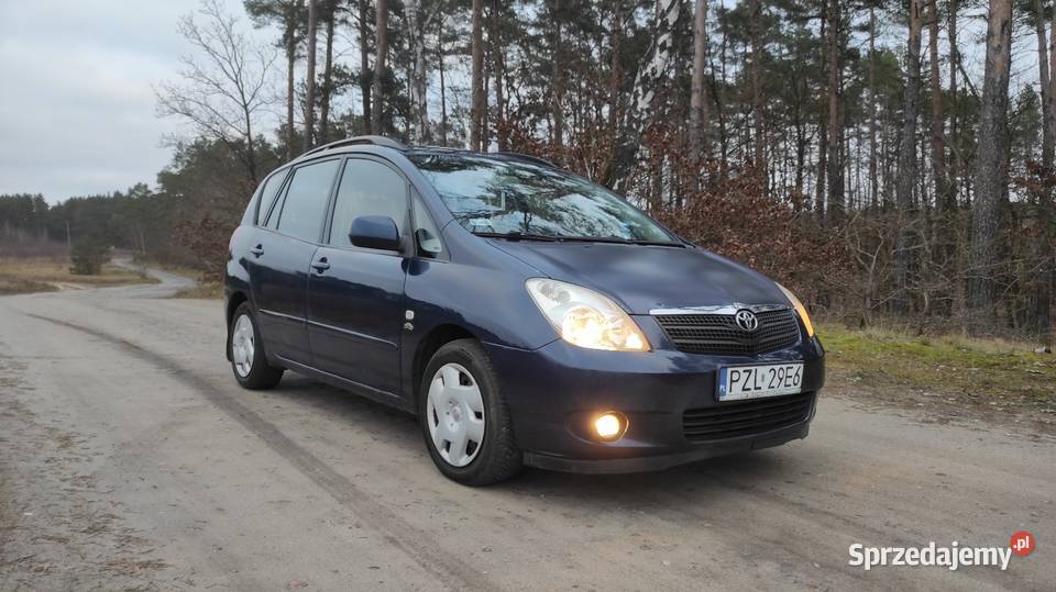 Toyota Corolla Verso 2004 D4D 20 clima gniazdo AUX Motoryzacja Chodzież