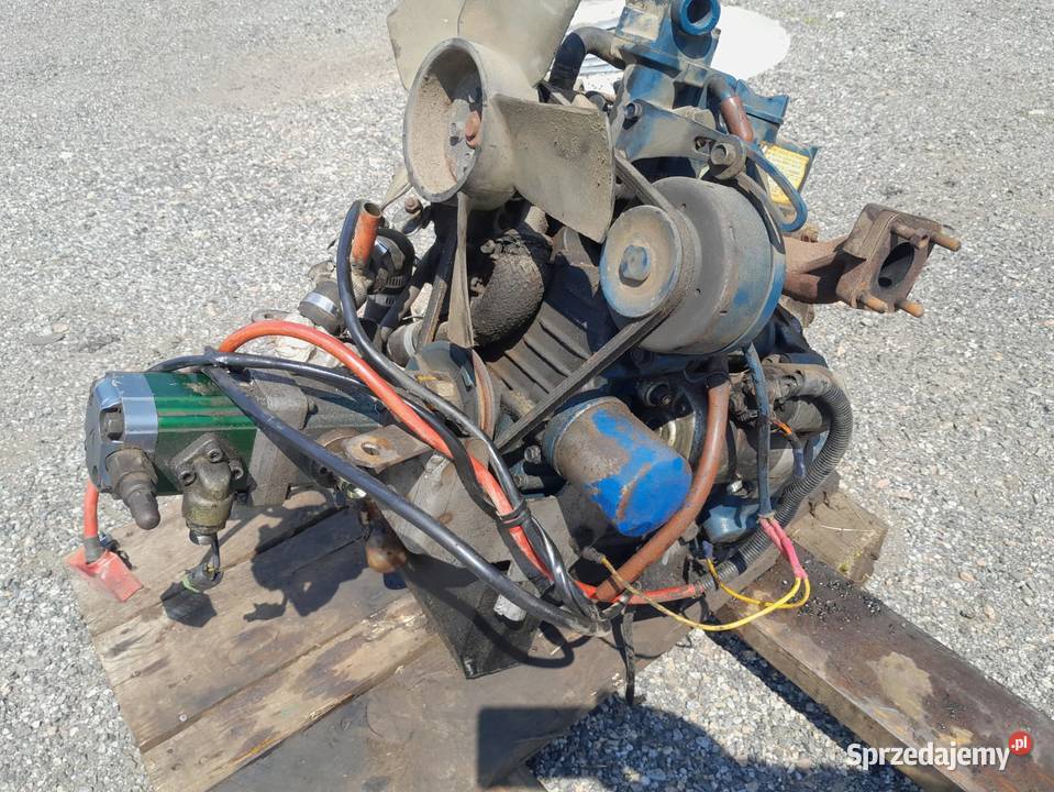 Silnik Kubota D711e 149kW 2 cylindrowy z pompą nie Maków Podhalański