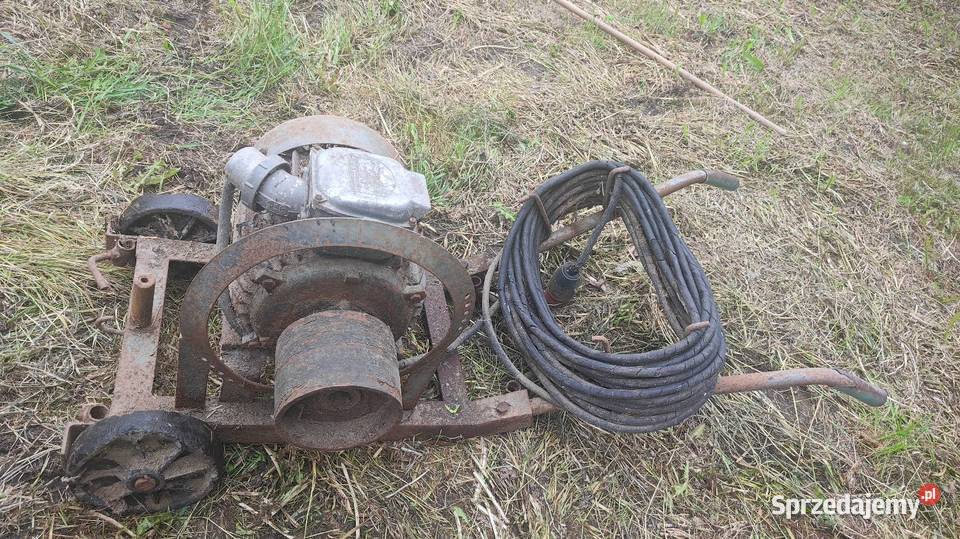 Silnik KW 55 na metalowym wózku Linia
