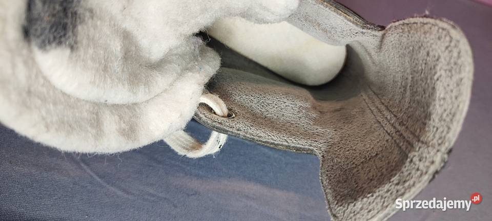 Łyżwy hokejowe BOTAS Junior super stan rozmiar Jasień