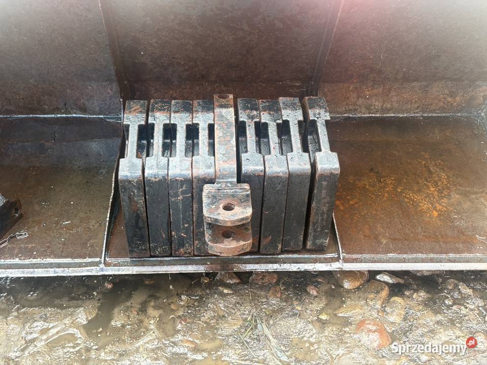 Obciążniki case 4240 zaczep Skierniewice sprzedam