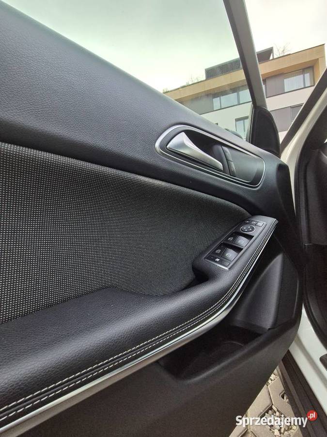 MercedesBenz Aklasa180d 7GDCT AMG line 43 mazowieckie