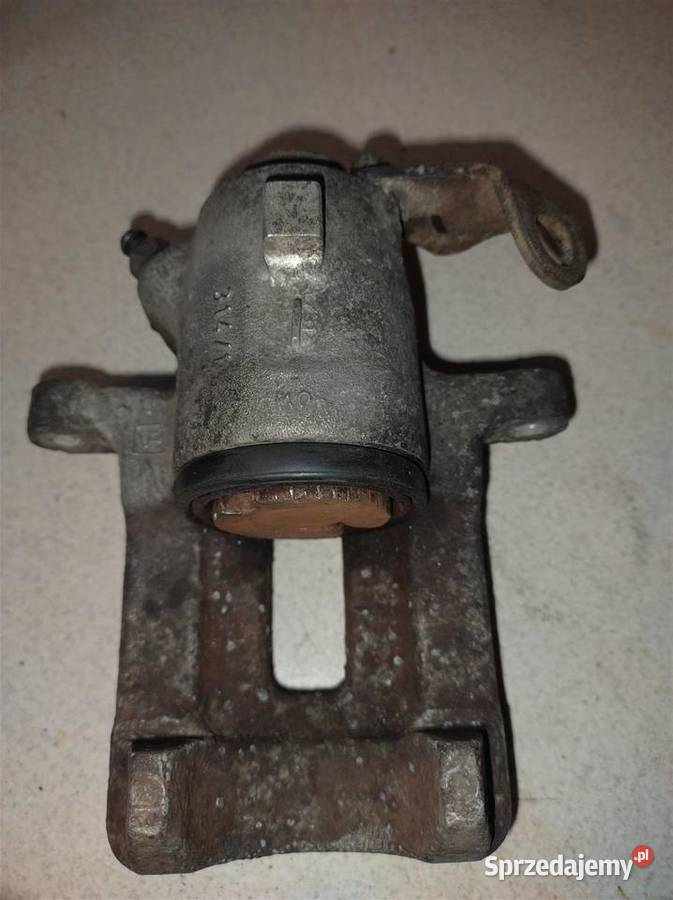 Zacisk hamulcowy Golf IV prawy tył Gdynia