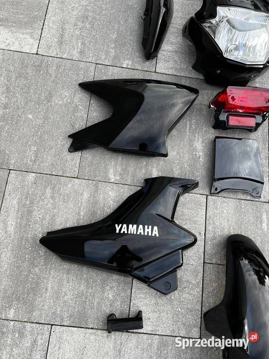 Yamaha YBR 125 komplet owiewek lampy błotniki Pozostałe
