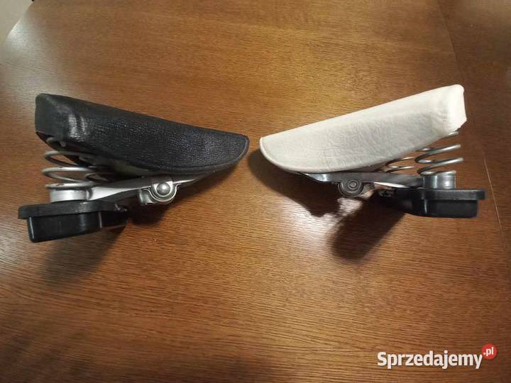 Rower siedzenie siodełko z narzędziówką z PRL Części i akcesoria sprzedam