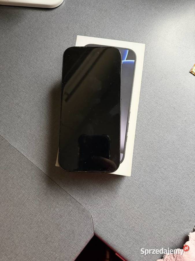 Sprzedam iPhone 16 Pro w stanie Telefon jest małopolskie