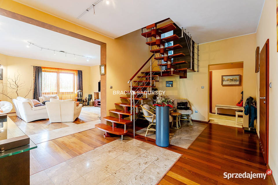 sprzedaży domu Zerwana 170m2