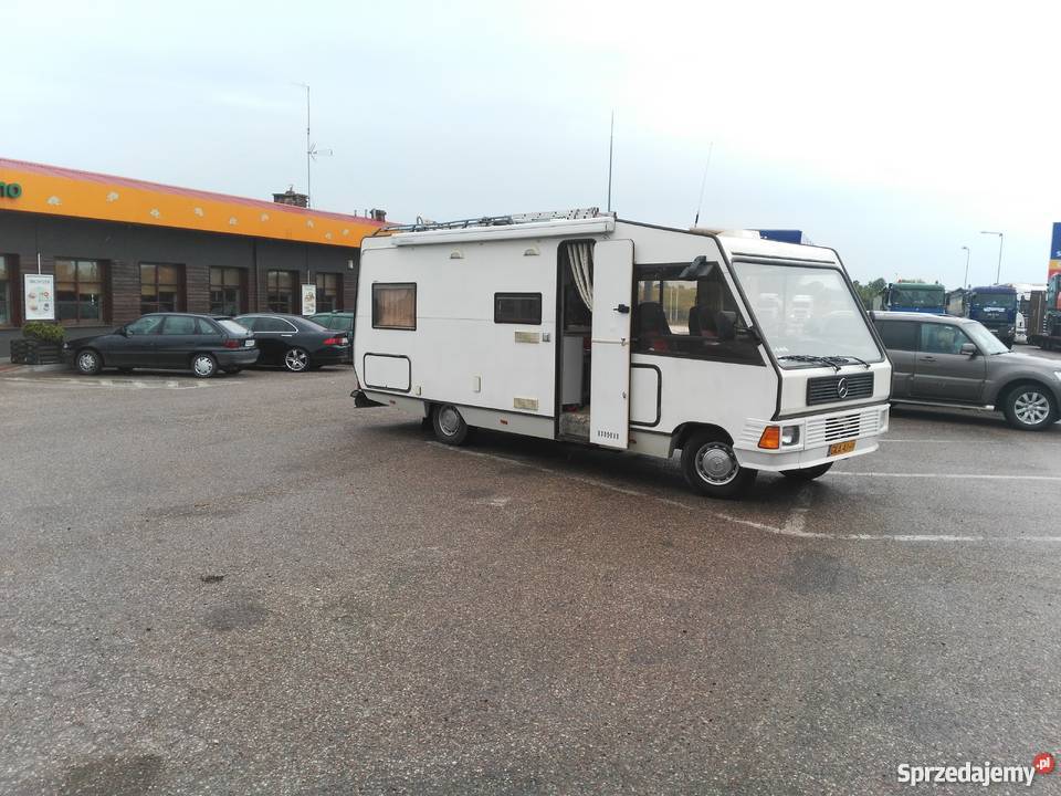 Zabytkowy Mercedes 602 camper Rok produkcji 1982 Rumia