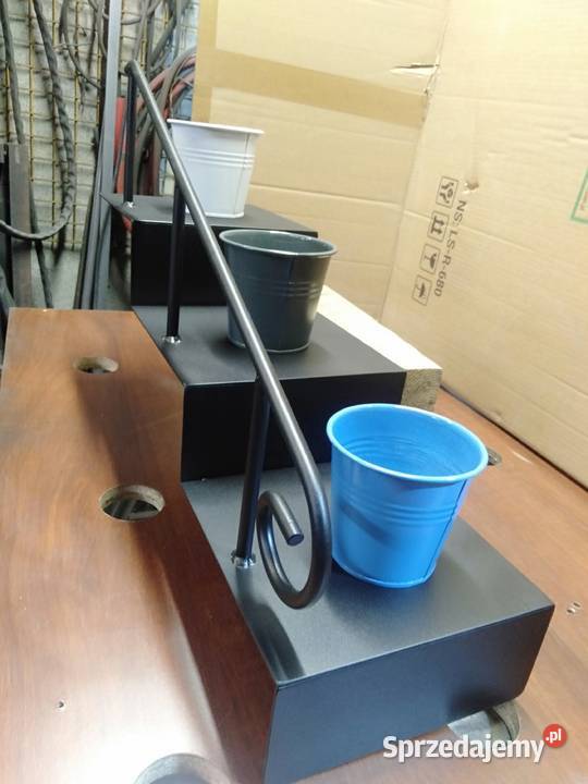 wiszący kwietnik na ścianę schody Belsoo małopolskie Kraków